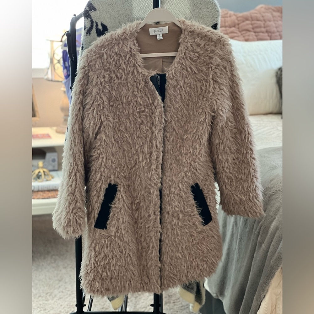 Chic Beige Teddy Jacket with Black Accents